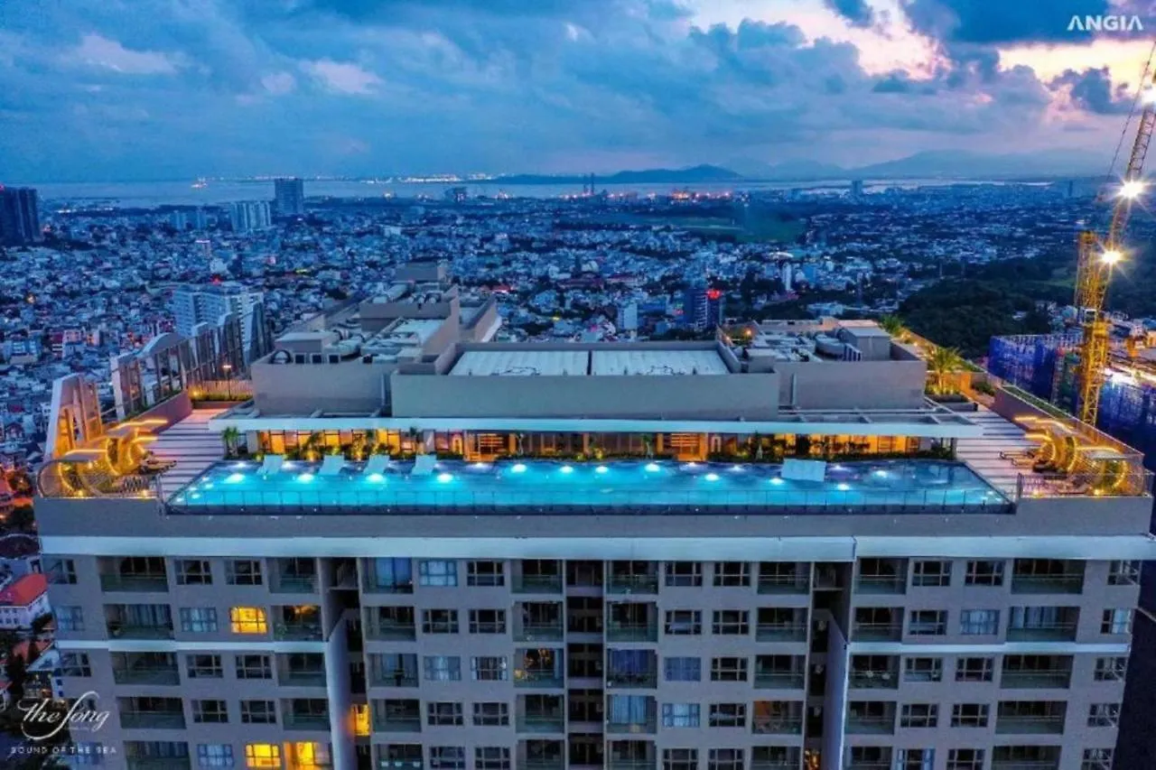 The Song Vung Tau Condotel: Beachfront 5-Star Apartment with Infinity Pool