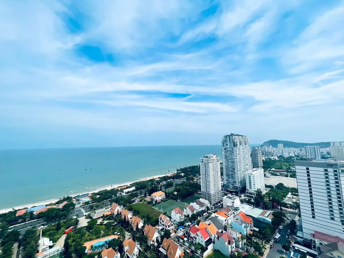 The Song Vung Tau Condotel: Beachfront 5-Star Apartment with Infinity Pool 0*,