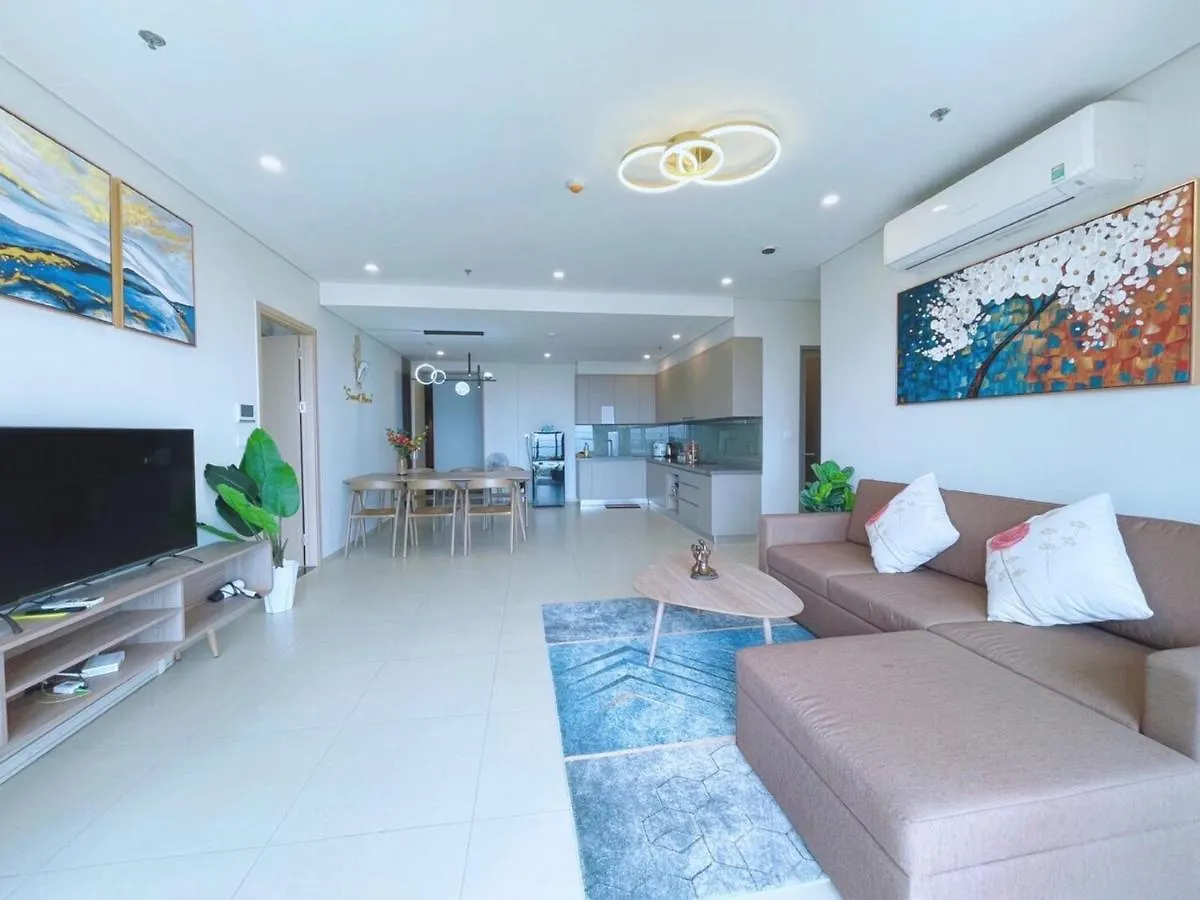 The Song Vung Tau Condotel: Beachfront 5-Star Apartment with Infinity Pool