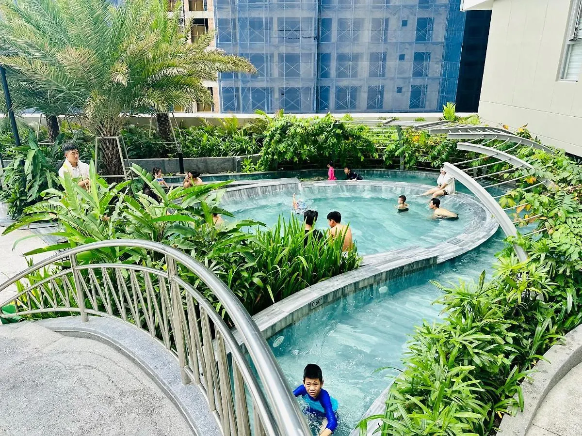 The Song Vung Tau Condotel: Beachfront 5-Star Apartment with Infinity Pool 0*,