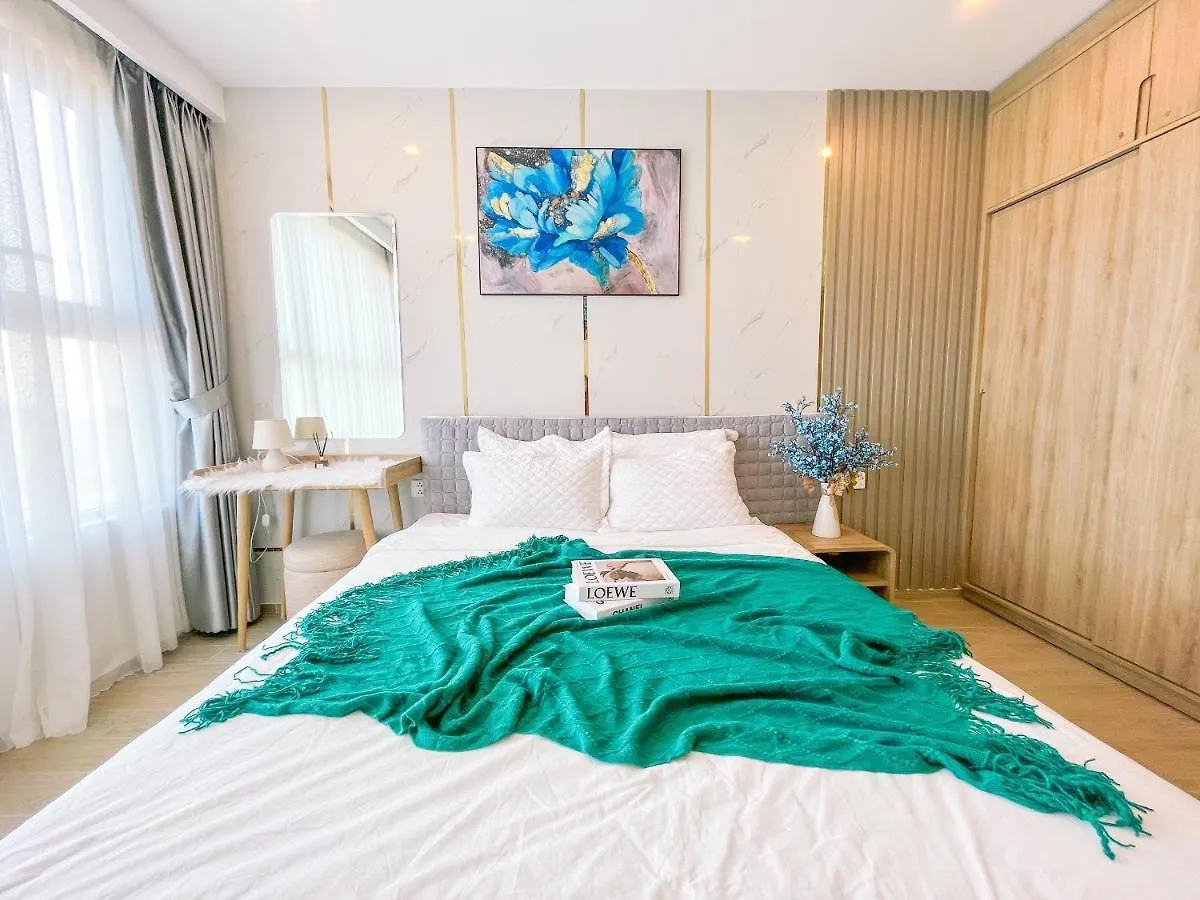 The Song Vung Tau Condotel: Beachfront 5-Star Apartment with Infinity Pool