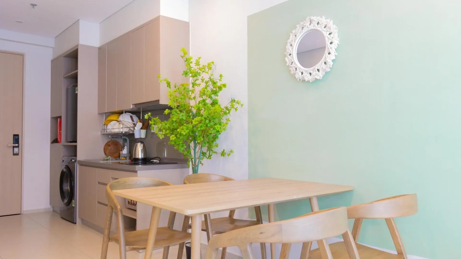 The Song Vung Tau Condotel: Beachfront 5-Star Apartment with Infinity Pool