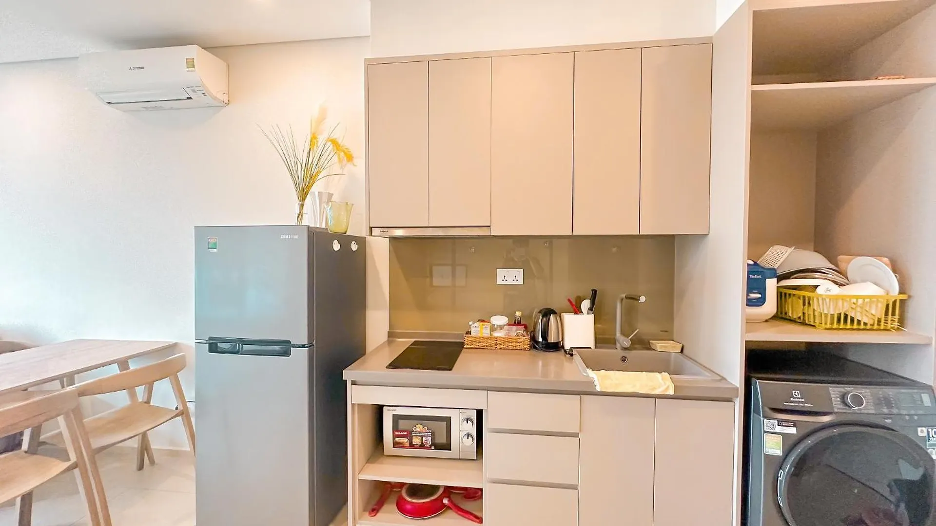 The Song Vung Tau Condotel: Beachfront 5-Star Apartment with Infinity Pool Vietnam
